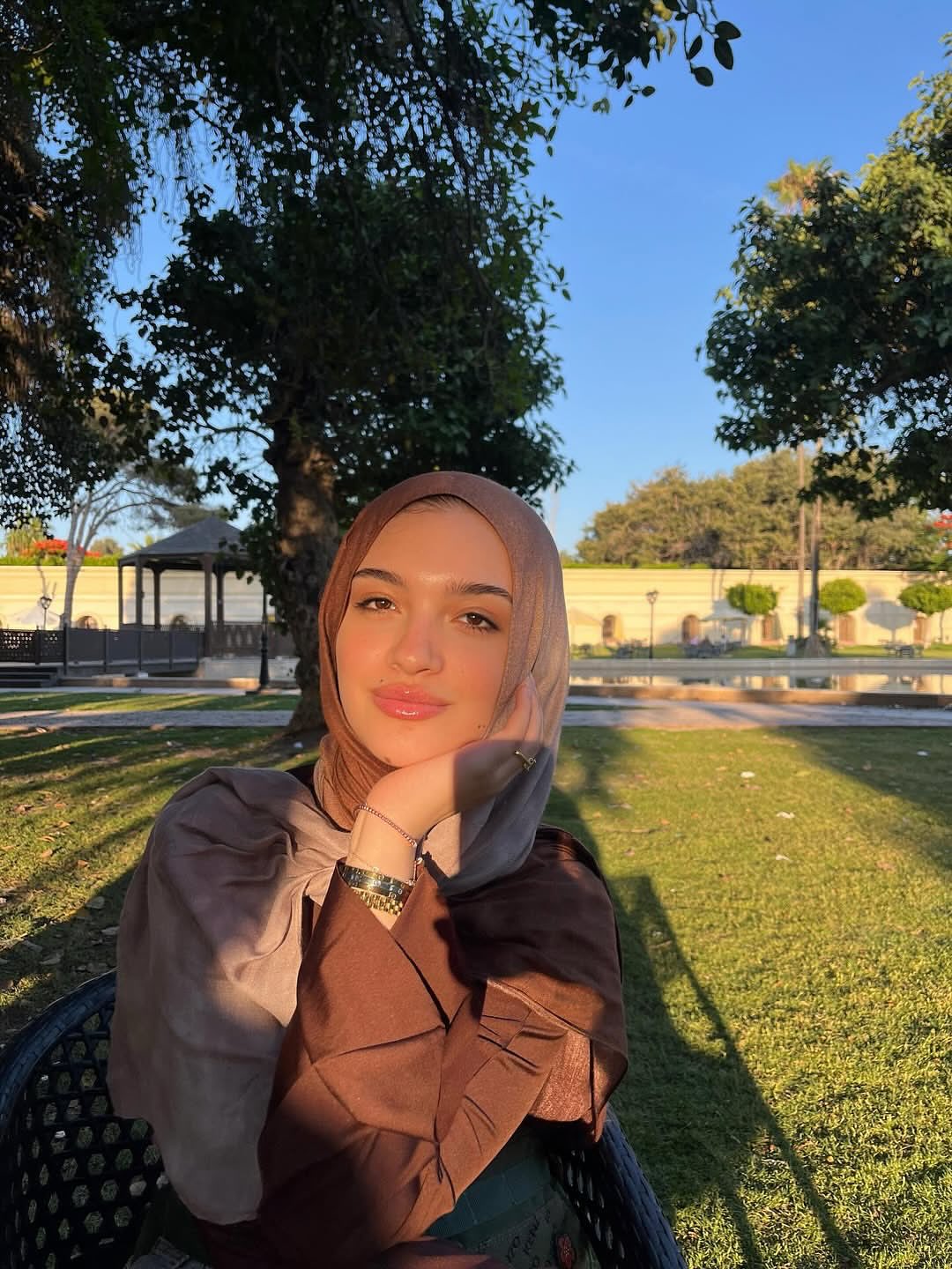 Degradee brown &amp; nude coffee