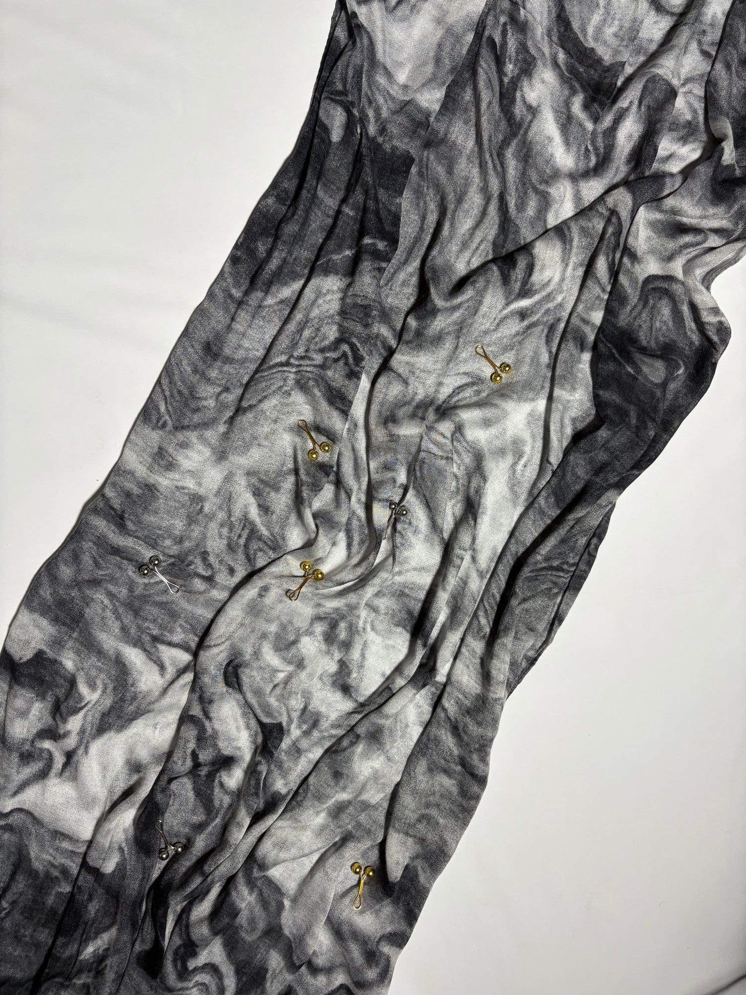 Melt gray