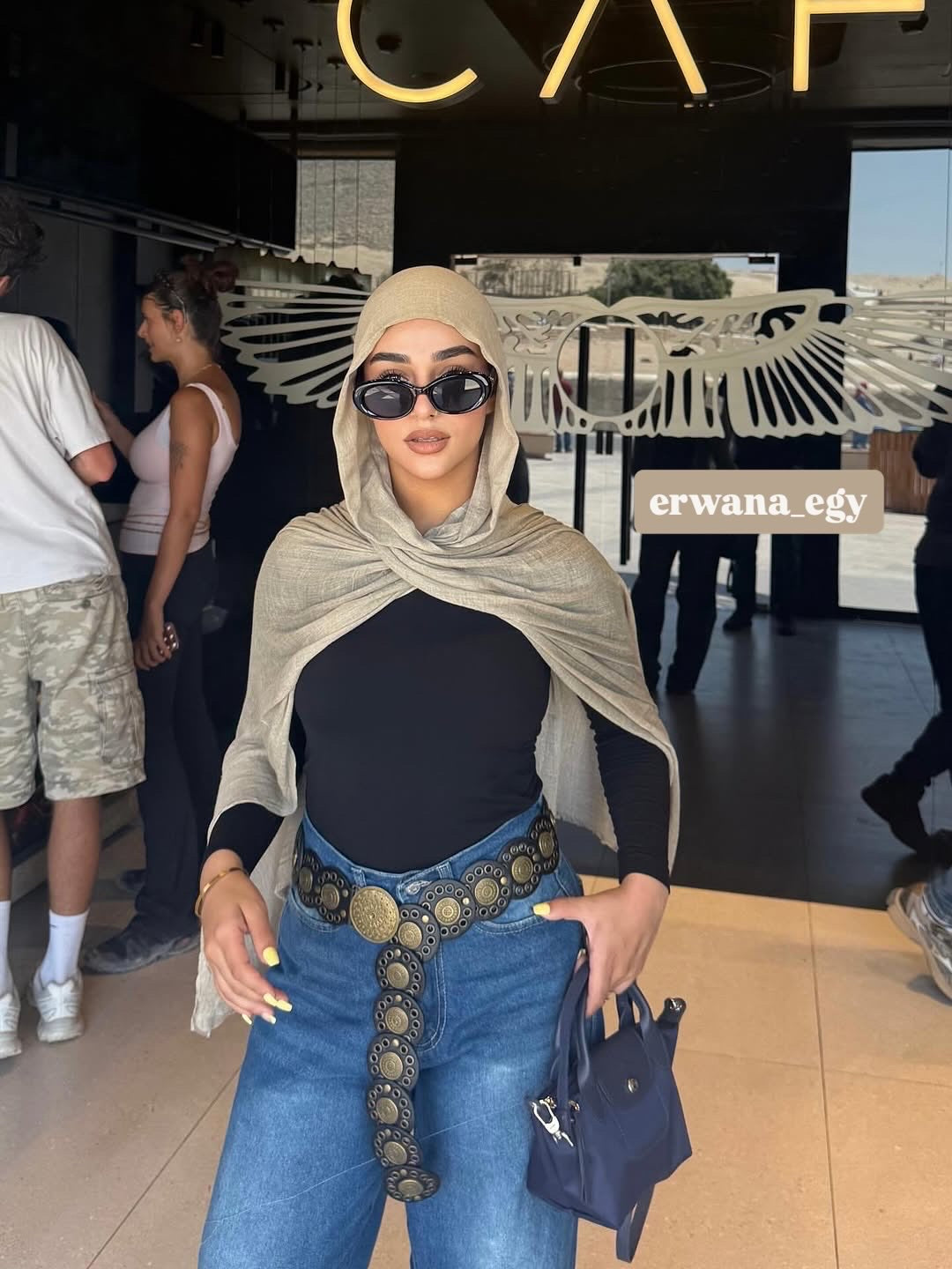 Ruffled scarf - Thailand ( beige )