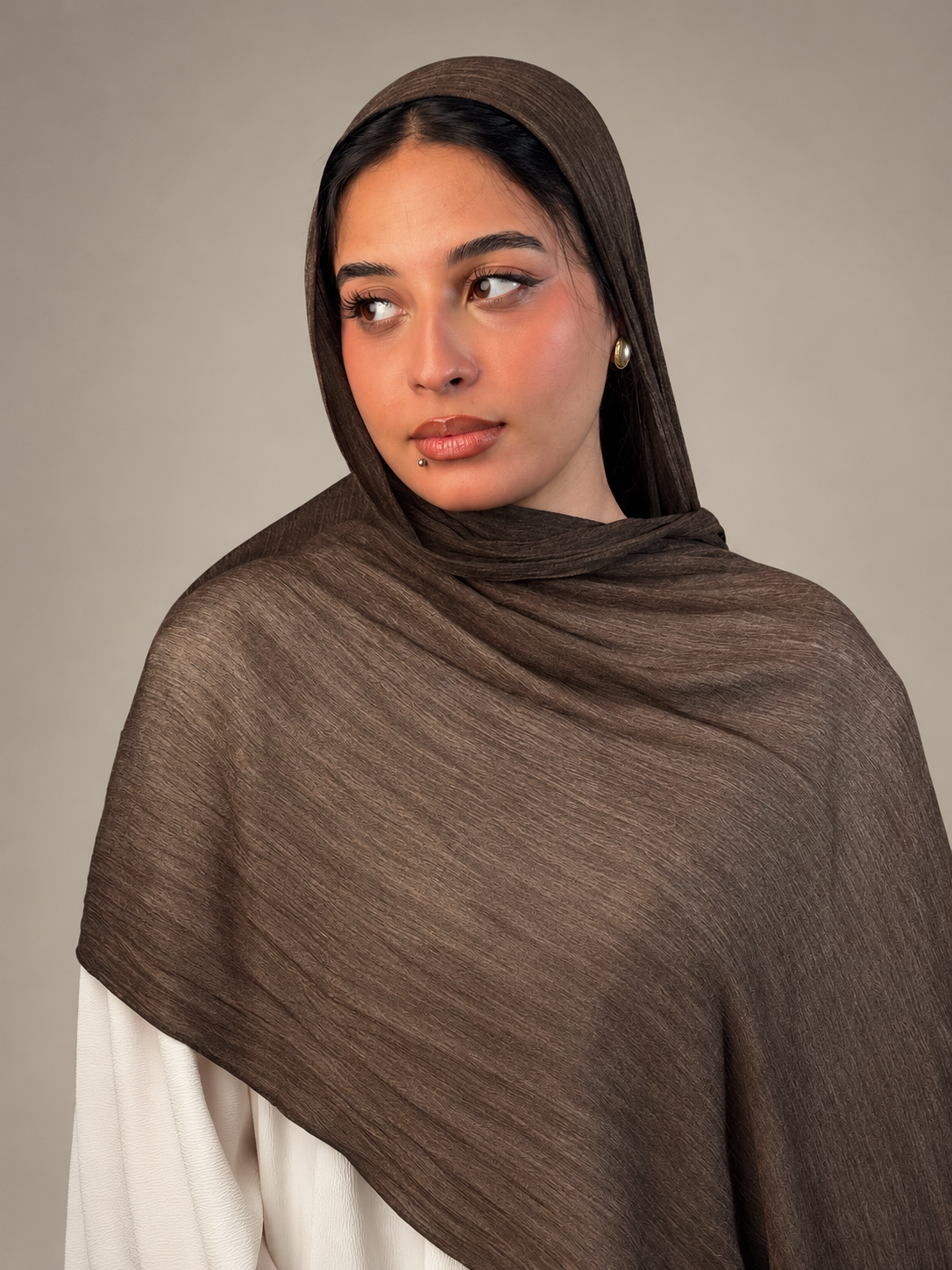 Ruffled scarf-Bronze