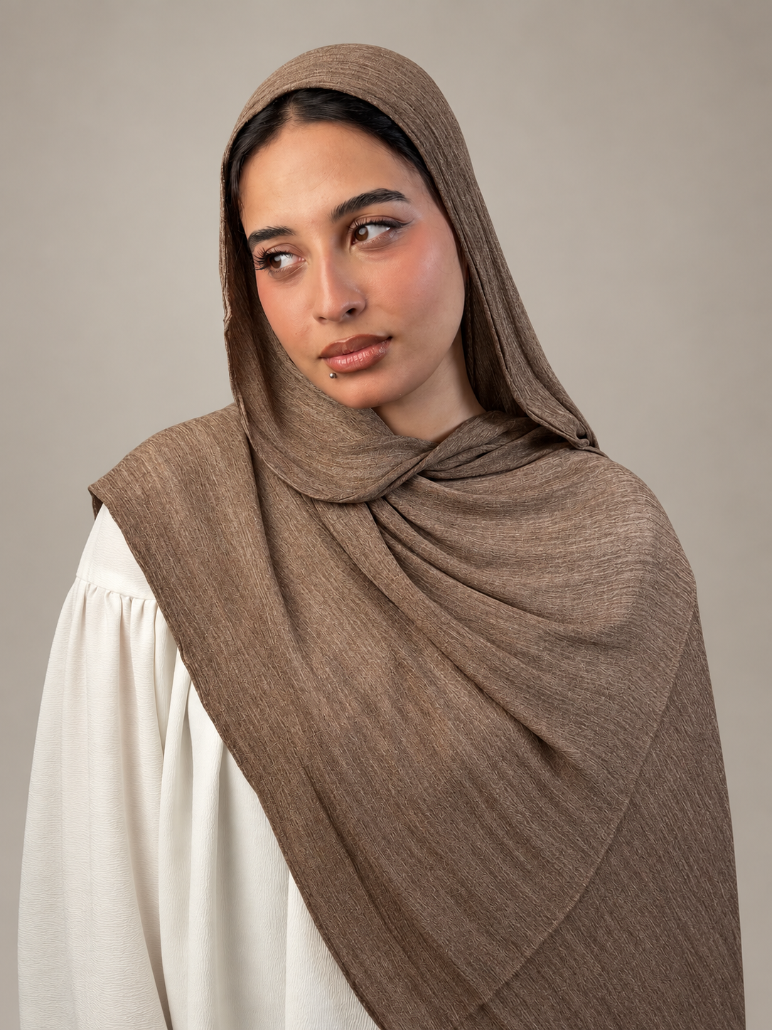 Ruffled scarf-Bronze
