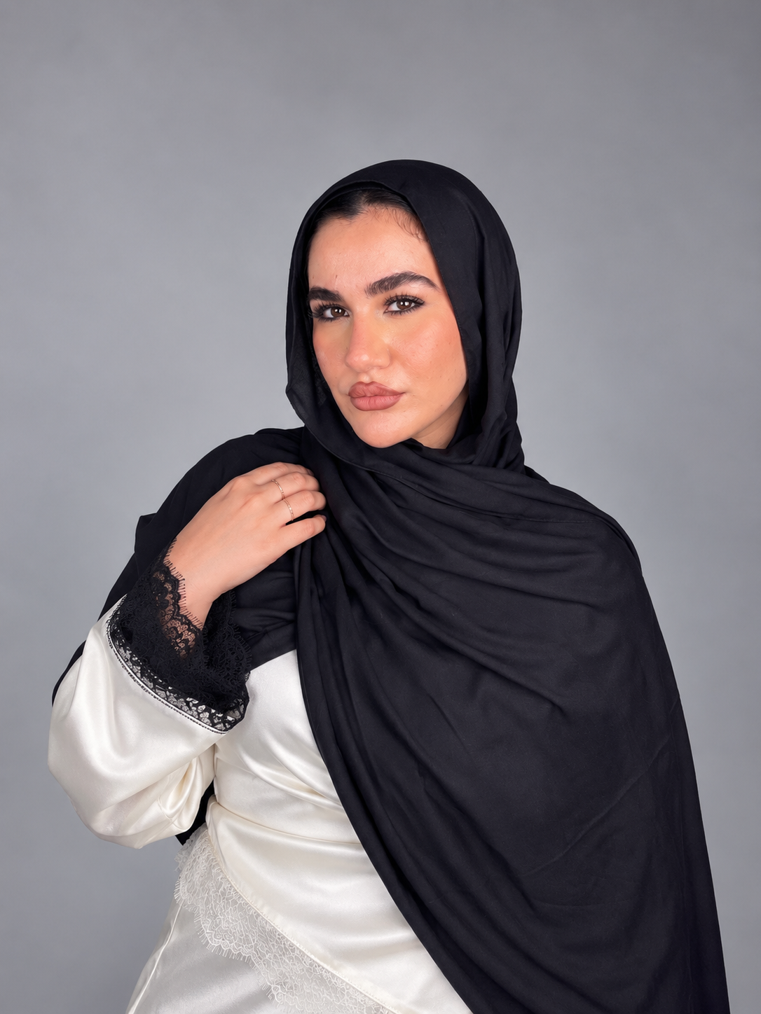 Elegance- black