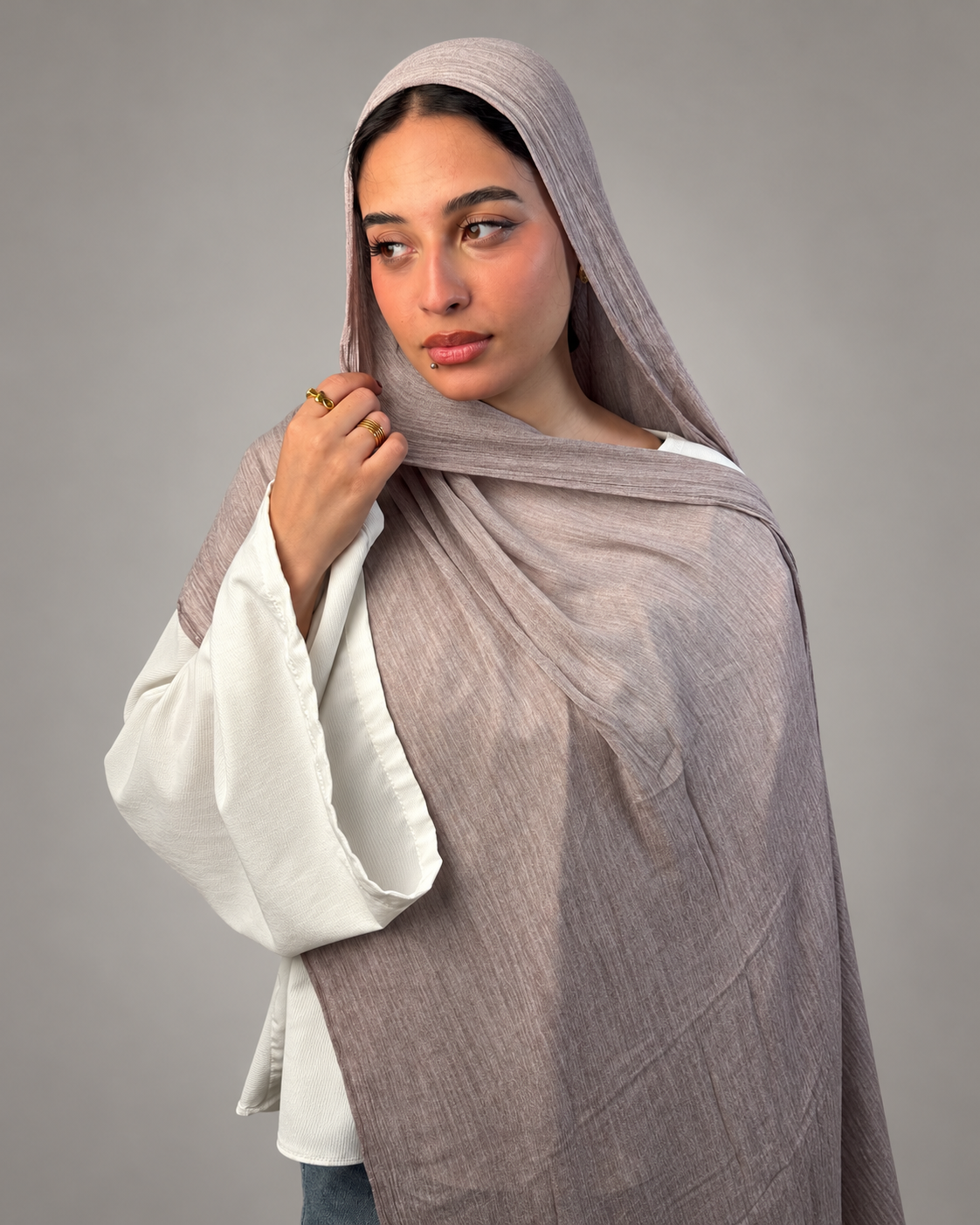 Ruffled scarf- nude coffee