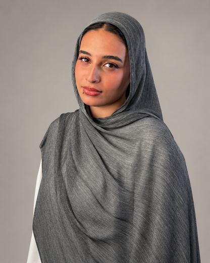Ruffled scarf- Dark gray