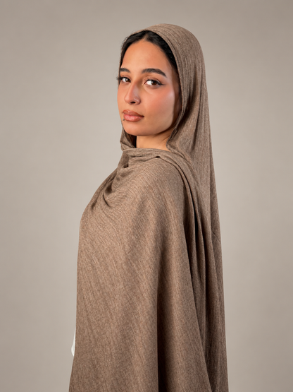 Ruffled scarf-lightbrown